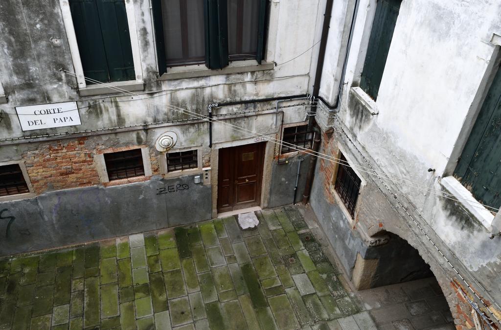 Appartement Papa Paolo Ii