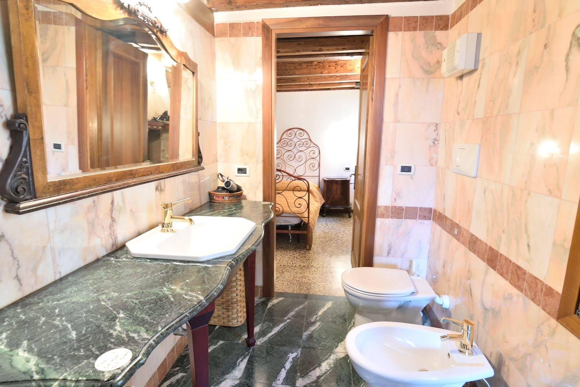 Appartement Papa Paolo Ii *